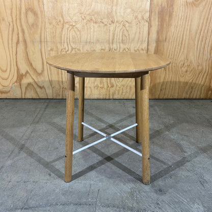 Round Timber Table with White Cross Base (Pine Finish)