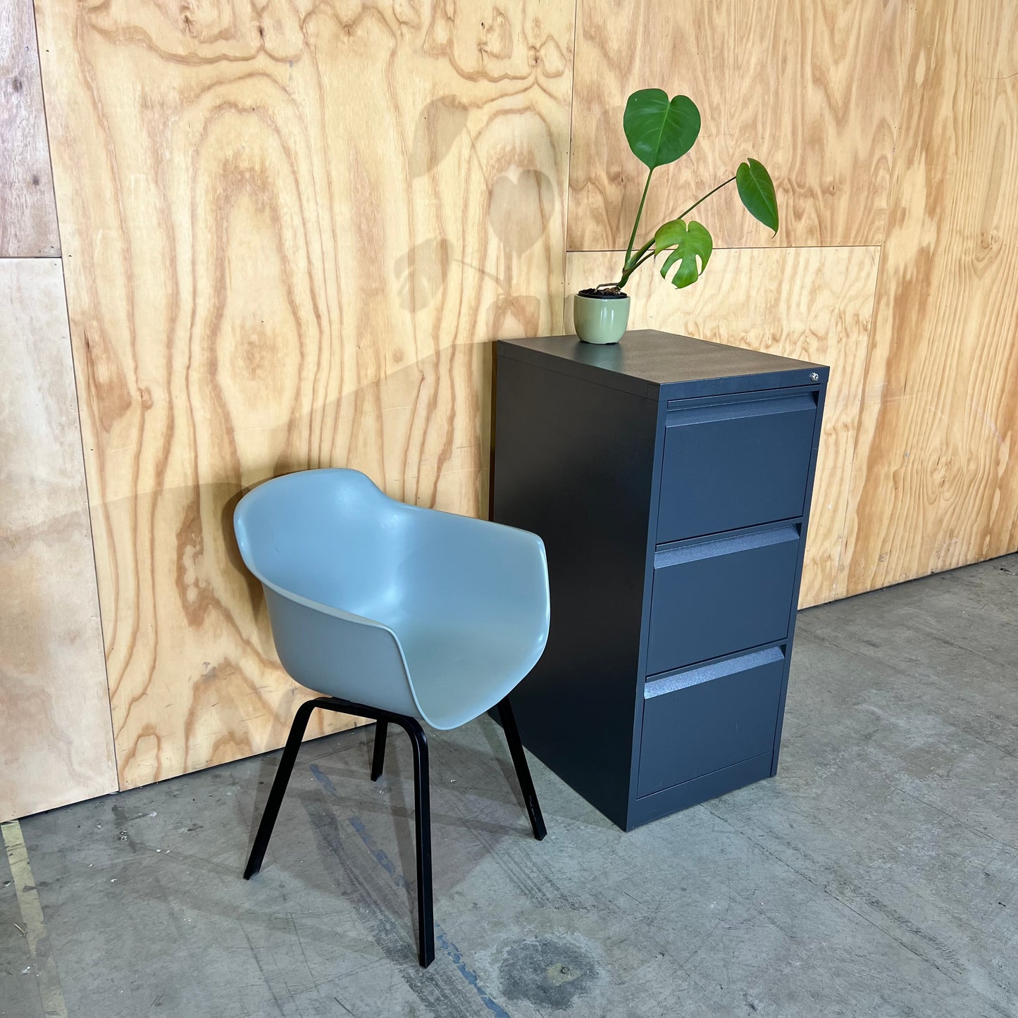 Dark Grey Metal 3 Drawer Filing Cabinet