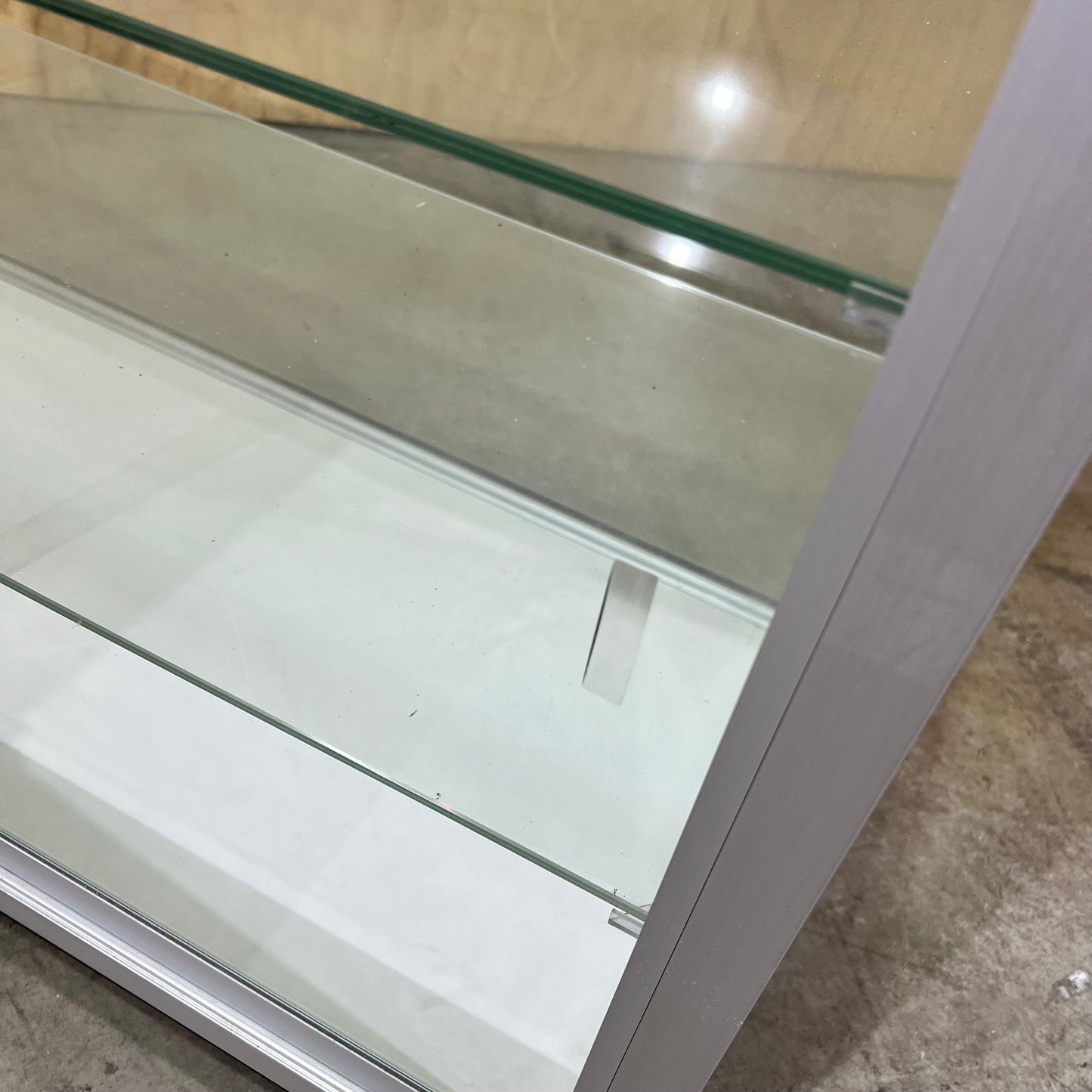 Glass Display Counter
