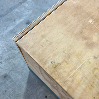 Ply Retail Reception Desk