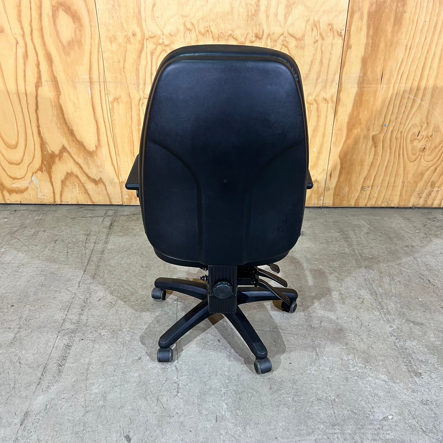 Stateline Leather-Look Executive Chair in Black
