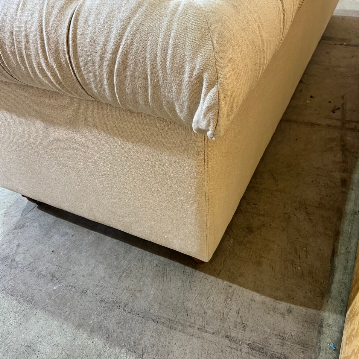 Natural Linen Chesterfield Style Couch/Sofa