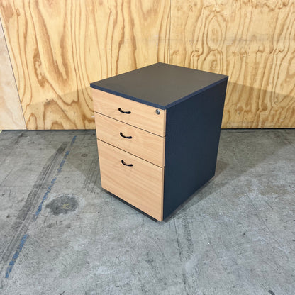 Charcoal and tan pedestal