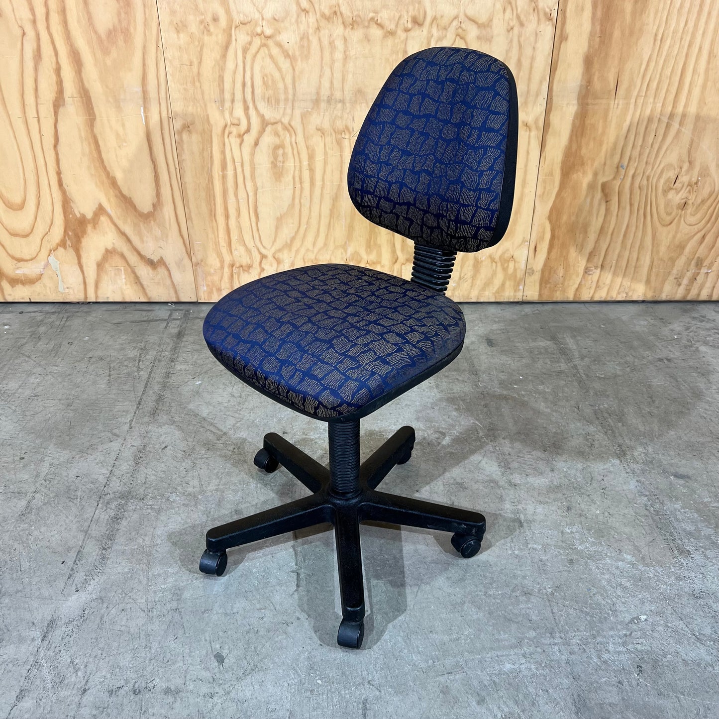 Blue Patterned Task Chair