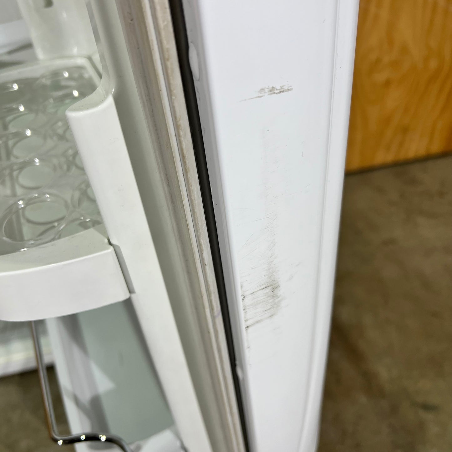 Fisher & Paykel E440T Top Mount Fridge