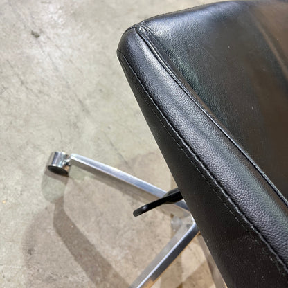 Tall Black Leather executive chair - no arms