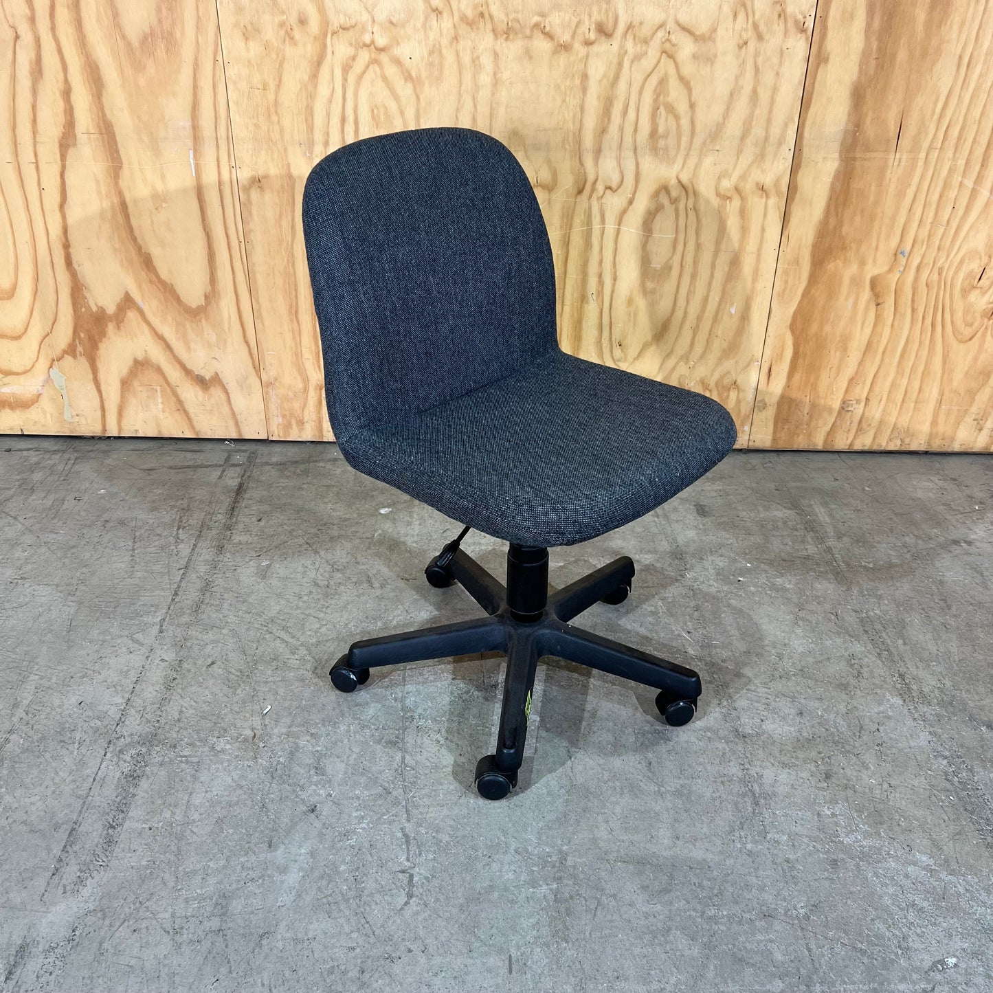 Commerical Grey Upholstered Task Chair without Arms