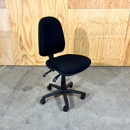 Black fabric task chair