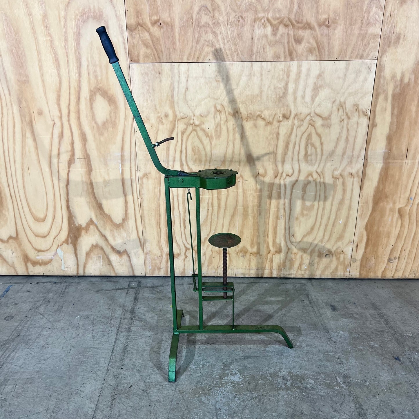 Manual Floor-Standing wine bottle corker