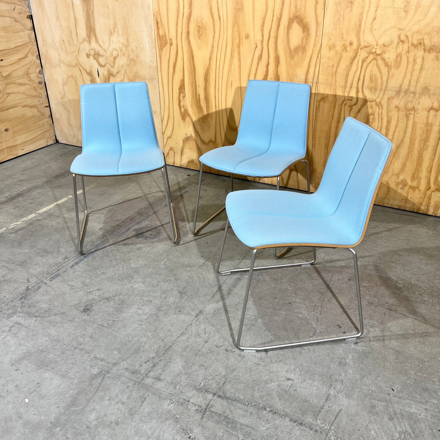 Schaumburg Alvisse Chair in Light Blue