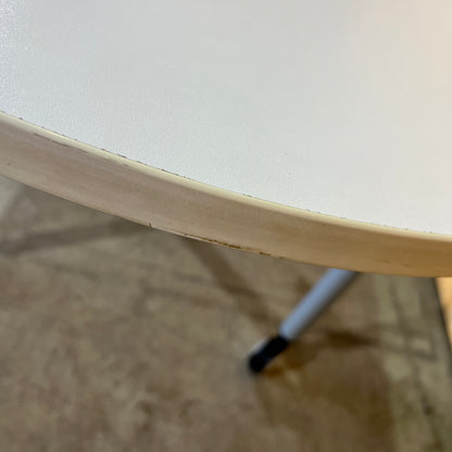 D-End Mobile Table/Desk