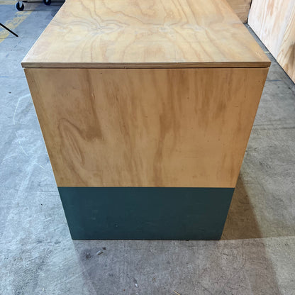 Ply Retail/Workshop Bench