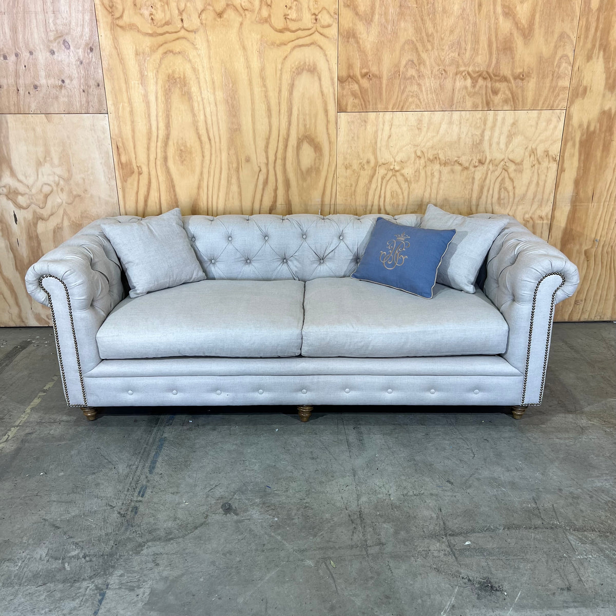 Natural Linen Chesterfield Style Couch/Sofa