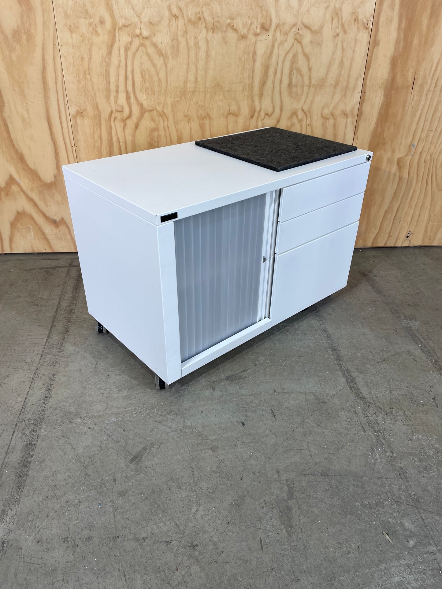 Schiavello Cache Tambour Caddy with 3 Drawers White with felt pad