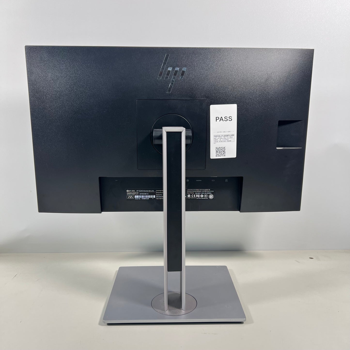 HP EliteDisplay E243 23.8-inch Monitor