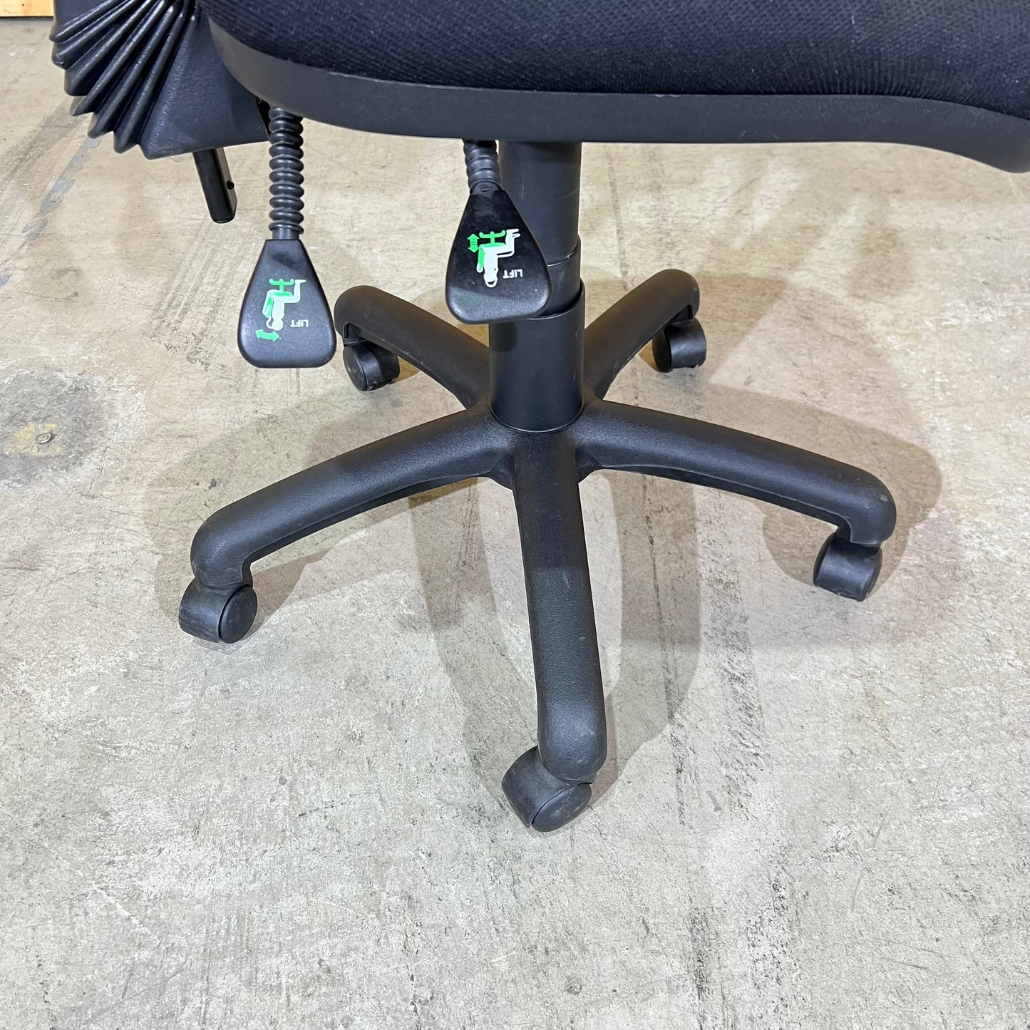 Pago Black Fabric Task Chair with Green Lever