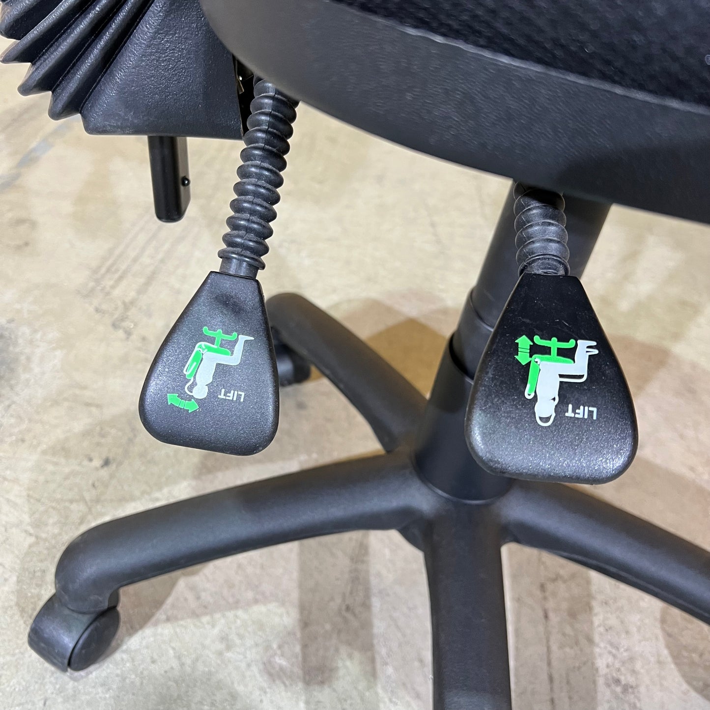 Pago Black Fabric Task Chair with Green Lever