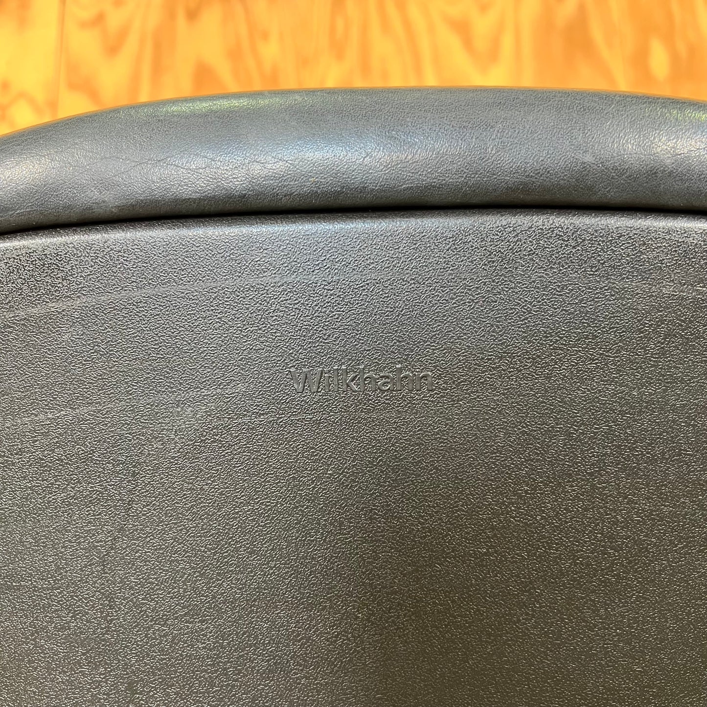 Wilkhahn FS 211/8 Black Leather Swivel Chair