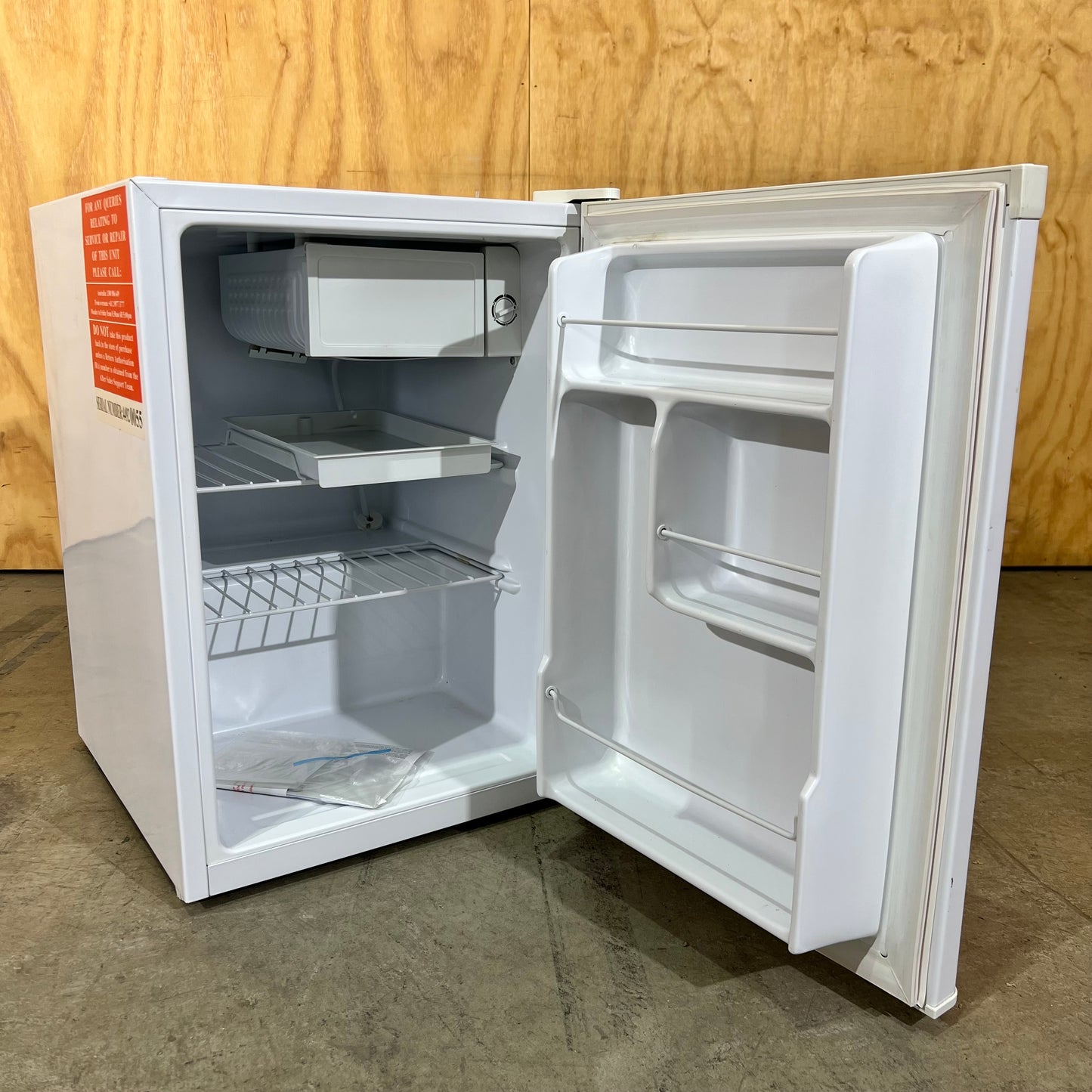 69L GVA Bar Fridge