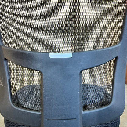 Black Mesh Task Chair