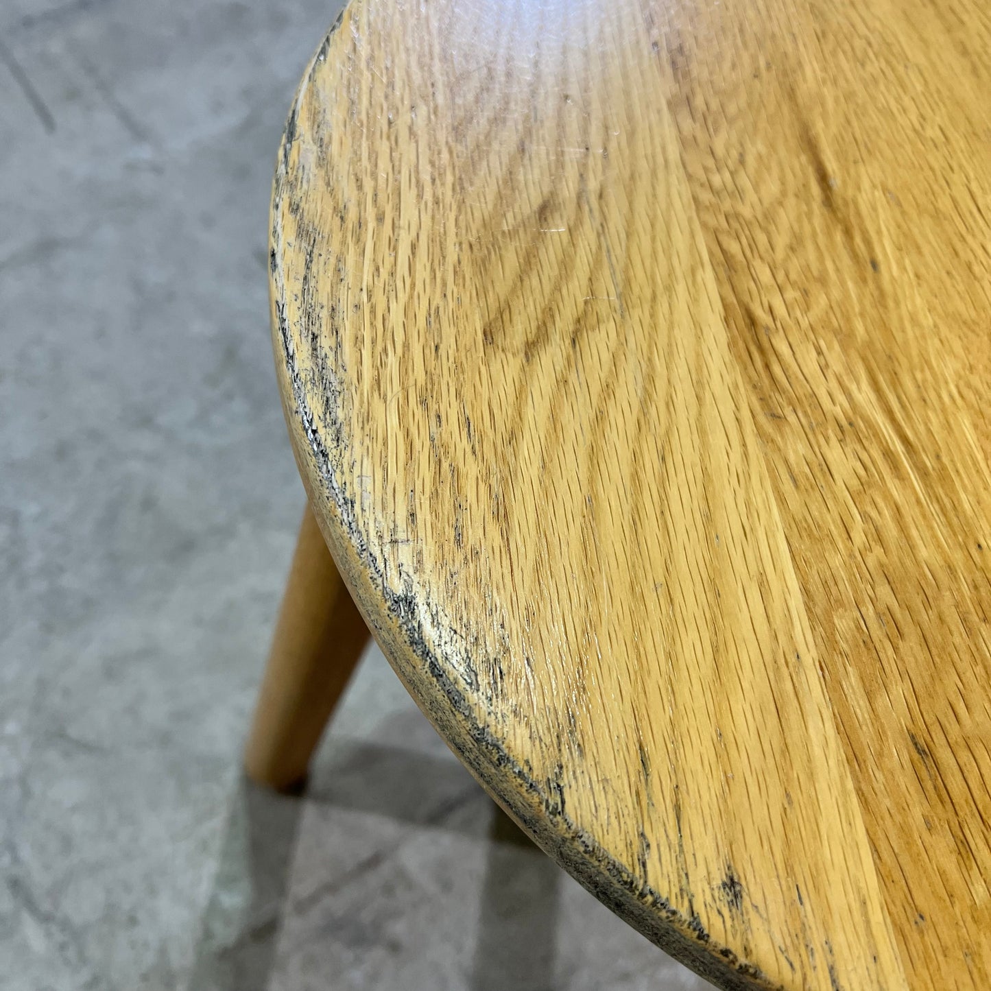 Round Timber Stool with Thick Legs