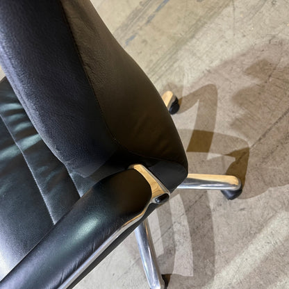 Black Leather executive chair with arms