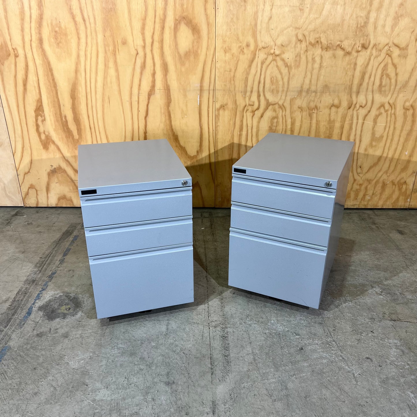 Schiavello Silver 3 Drawer Pedestal