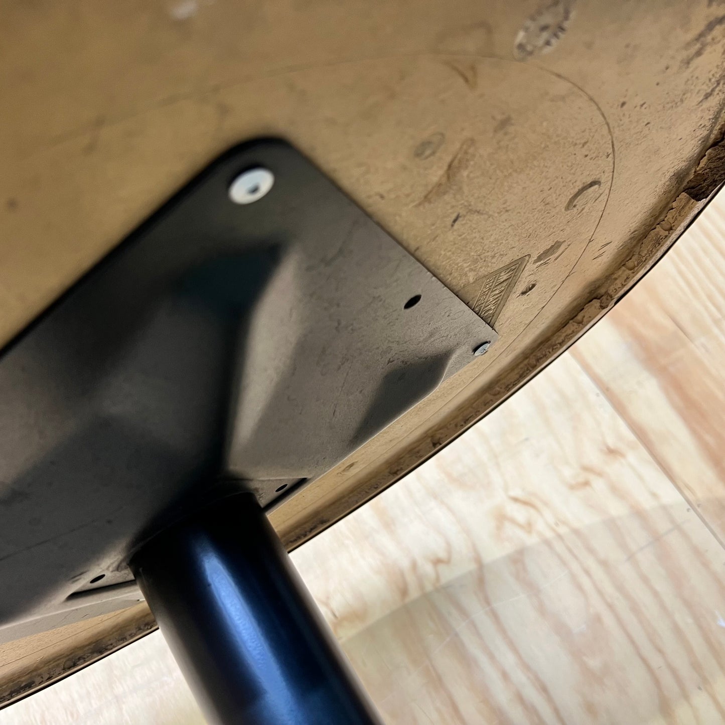 Round Cafe Table with Brass Trim