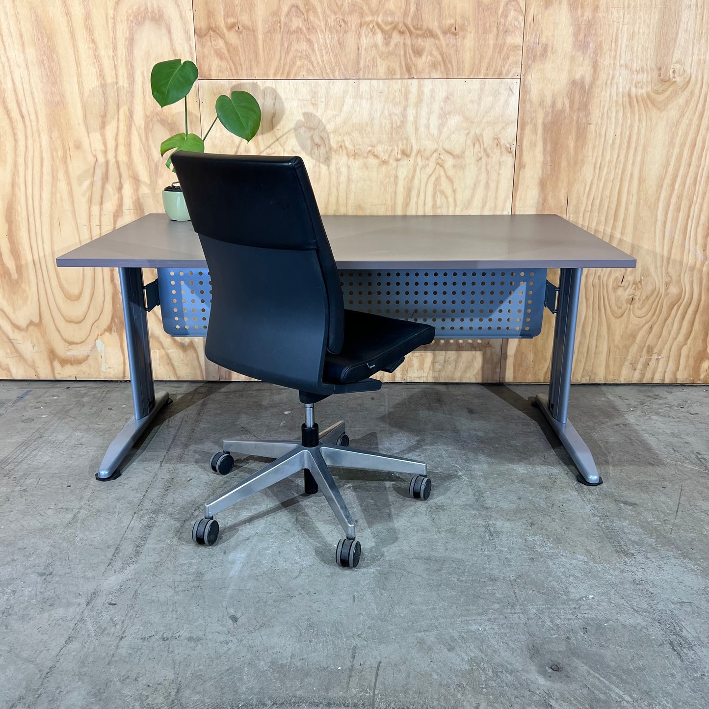 Rapidline Taupe Desk with Modesty Screen
