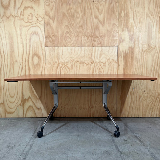 Bosen Office flip desk on castors