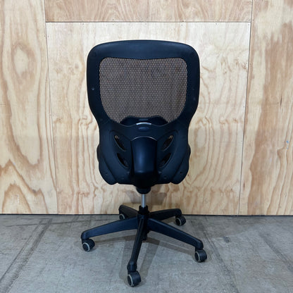Black Mesh Task Chair