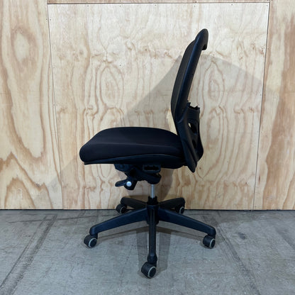Black Mesh Task Chair