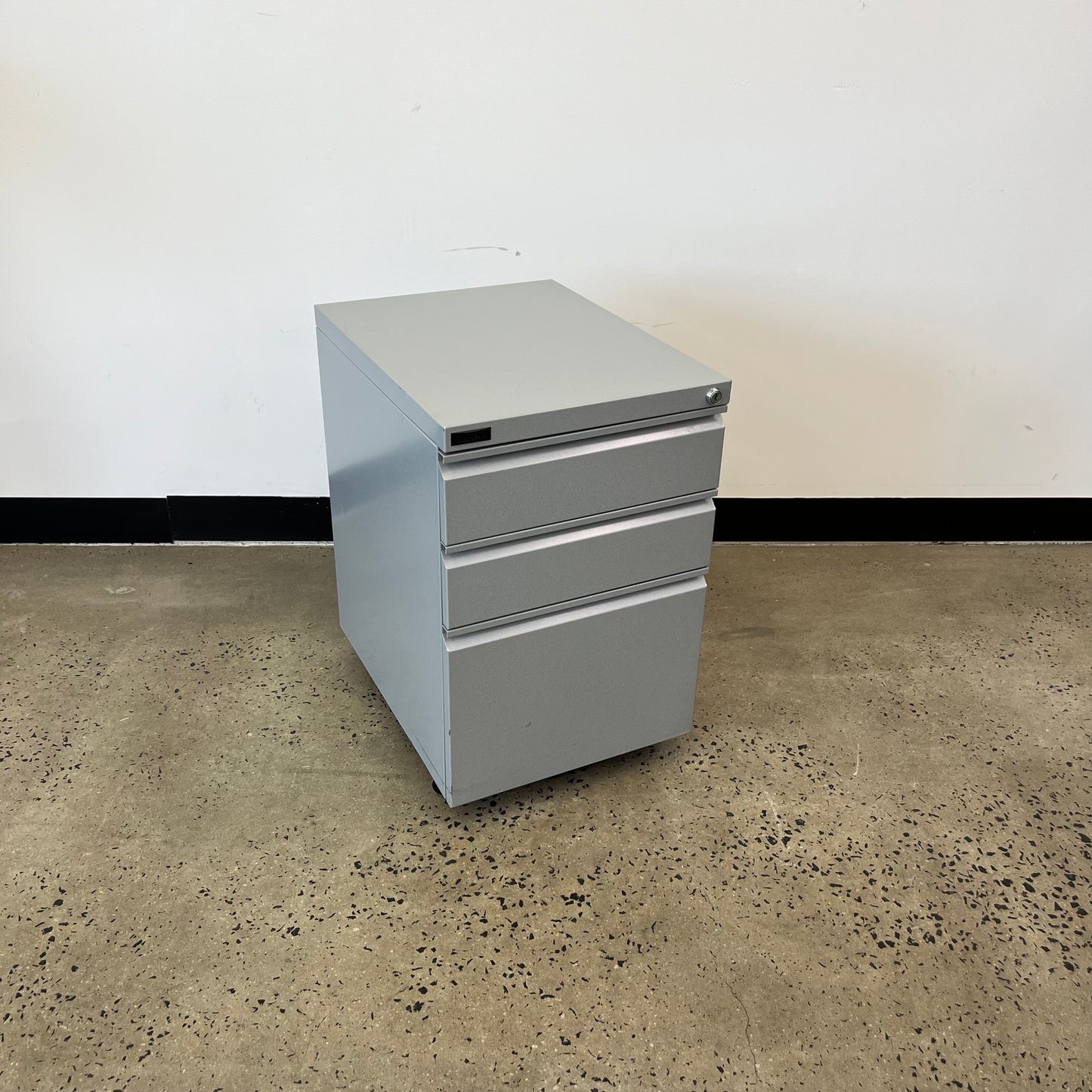 Schiavello 3 Drawer Pedestal Caddy in Light Grey