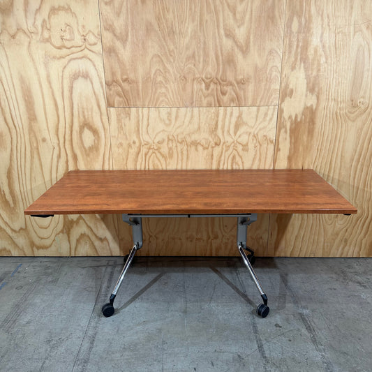 Bosen Office flip desk on castors