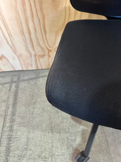 Black Mesh Back Chair