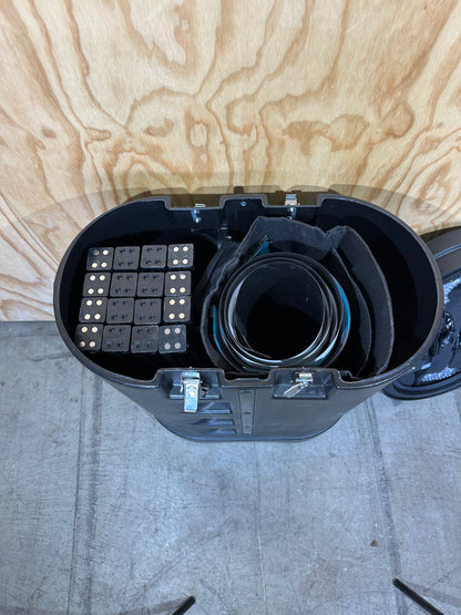 Banner mount with light attachment
