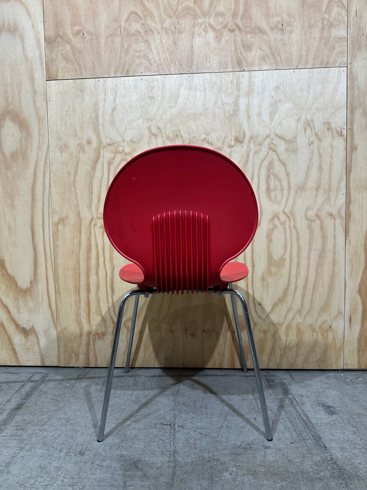 Galvano Tecnica stacker chair red