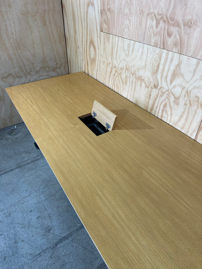 Wilkhahn meeting table with cable management on castors
