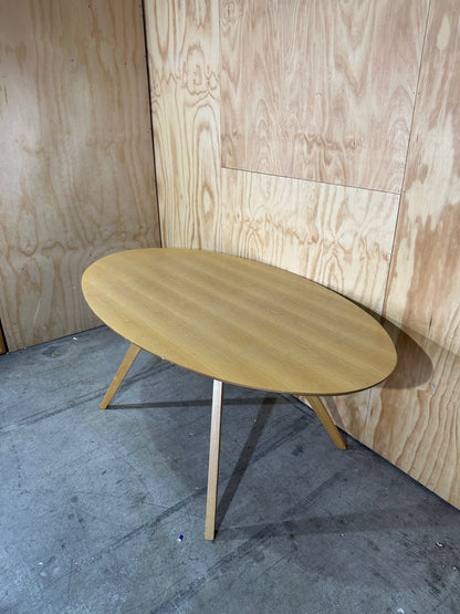 Oval dining table with natural top & legs