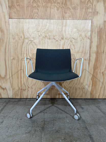 Arper Catifa 46 Conference Chair on 4-way castors