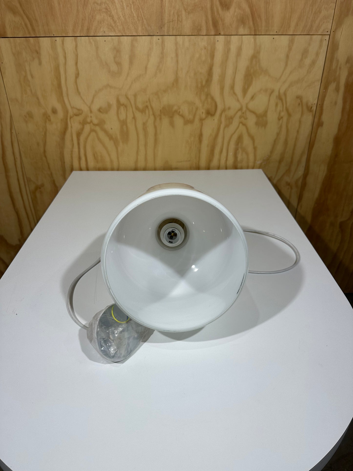AUTHENTICS Labware Lamp
