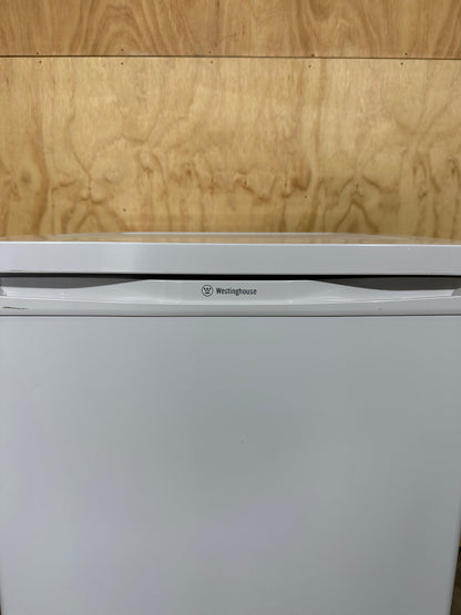 Westinghouse RP131T Single Door Bar Fridge