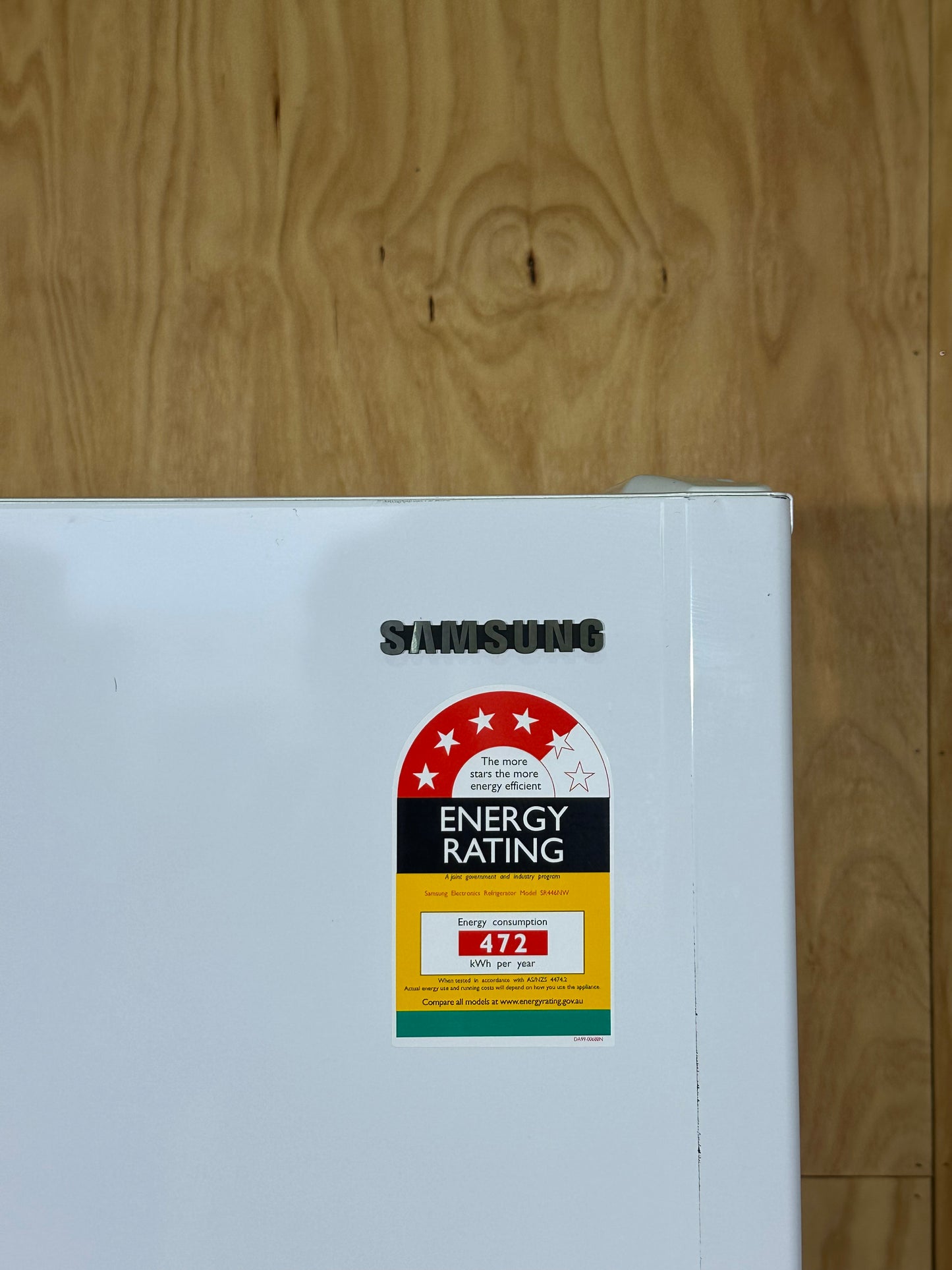 446L Samsung Fridge SR446NW