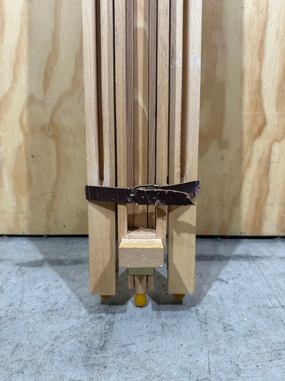 Easel