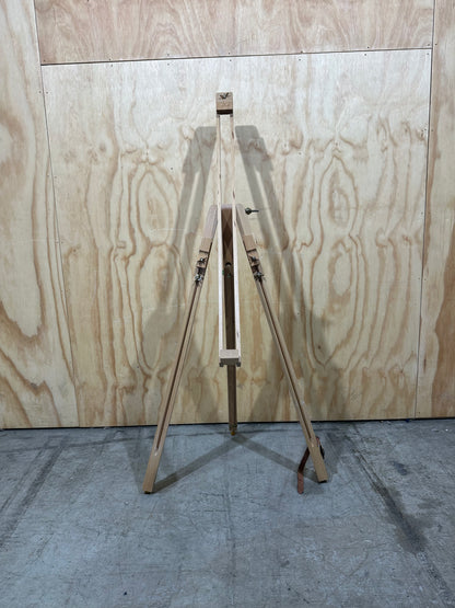 Easel