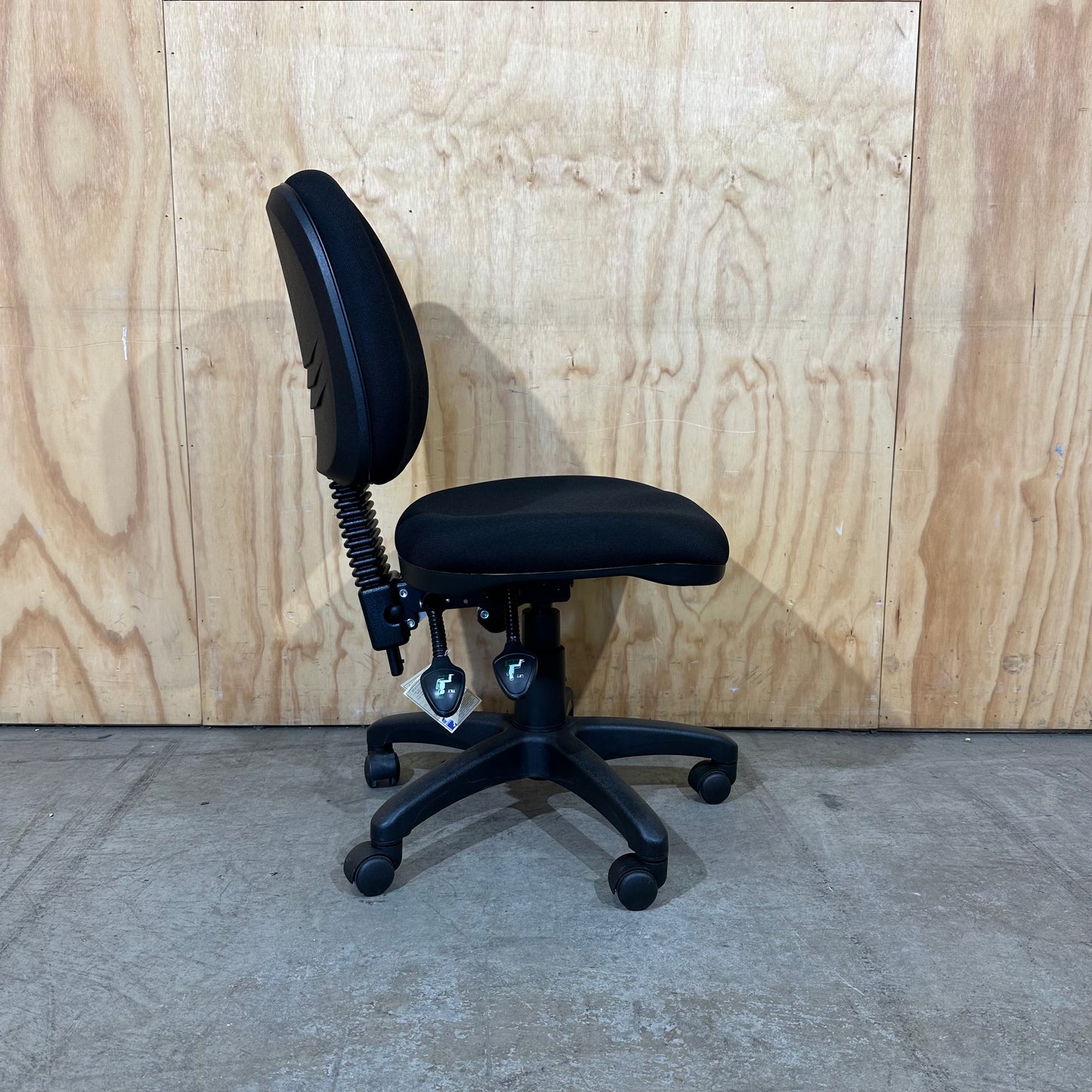 Seating Solutions Task Chair in Black