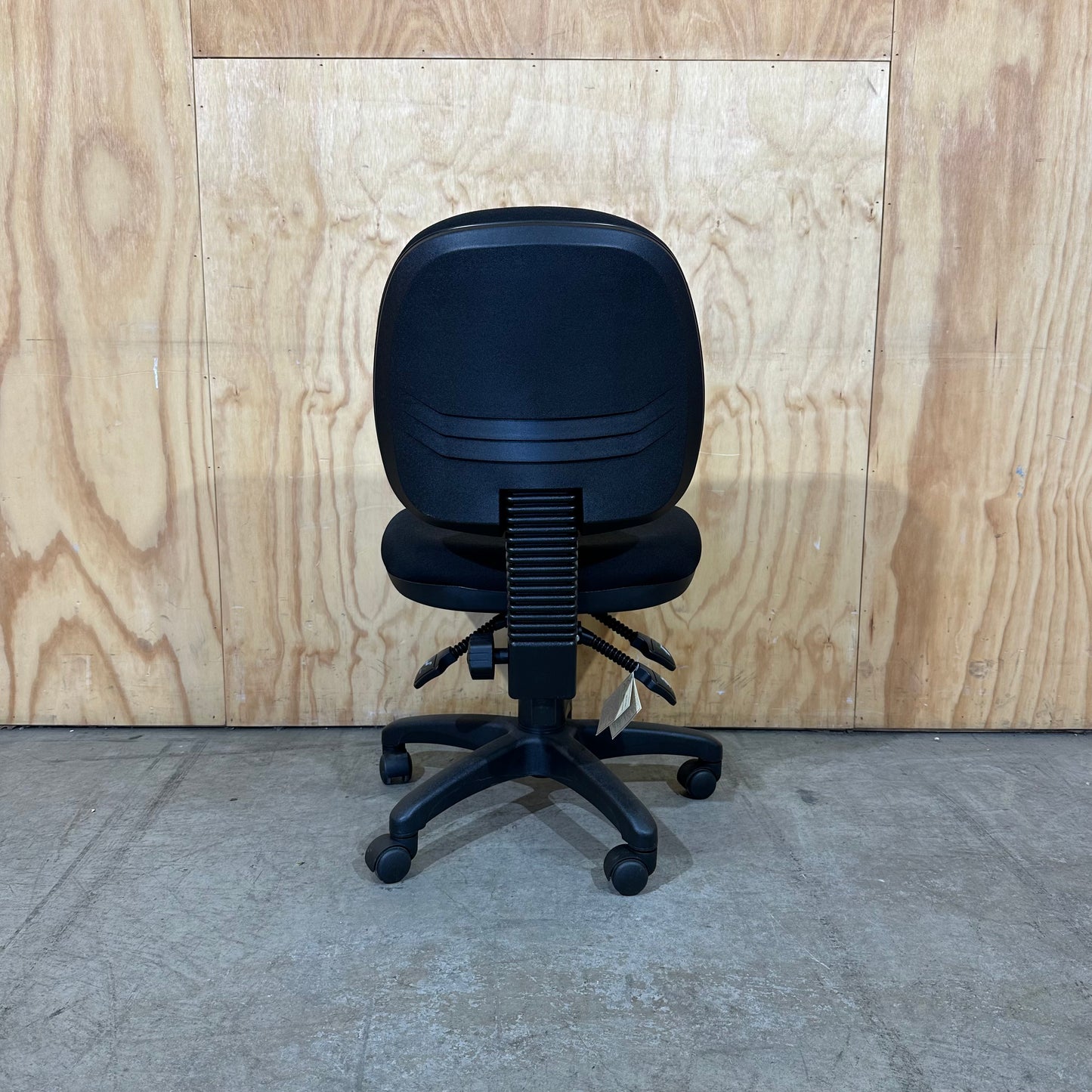 Seating Solutions Task Chair in Black