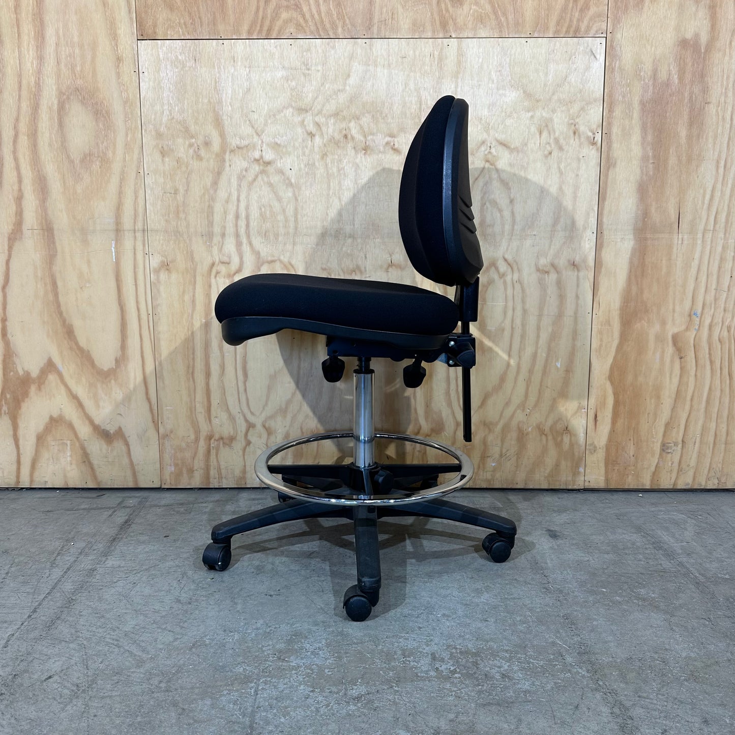 Chairmakers Drafting Chair