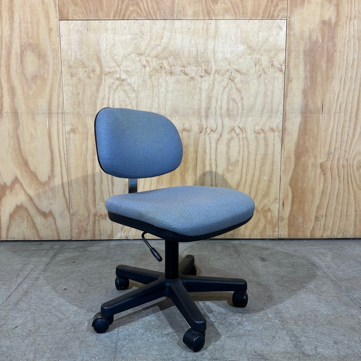 Low-Back Grey Office Chair