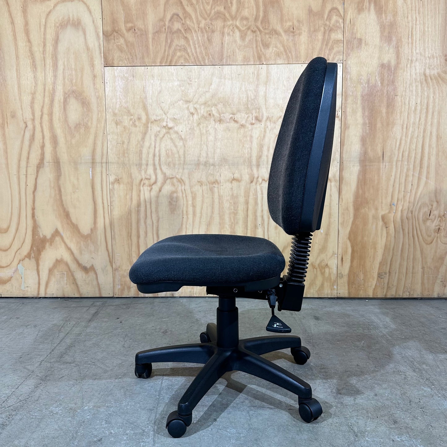 AC Ergonomics Charcoal Grey Highback Task Chair